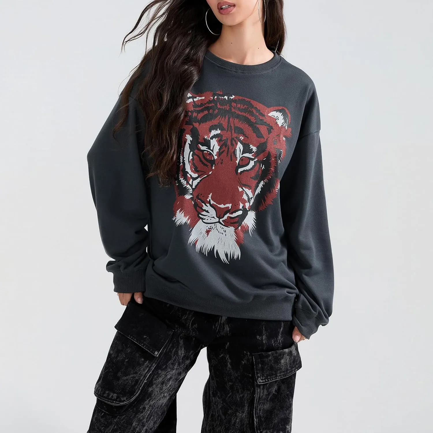 Amiblvowa Women Graphic Oversized Sweatshirt Y2K Long Sleeve Crew Neck Baggy Pullover Sweatshirt Teens Retro Aesthetic Hoodie