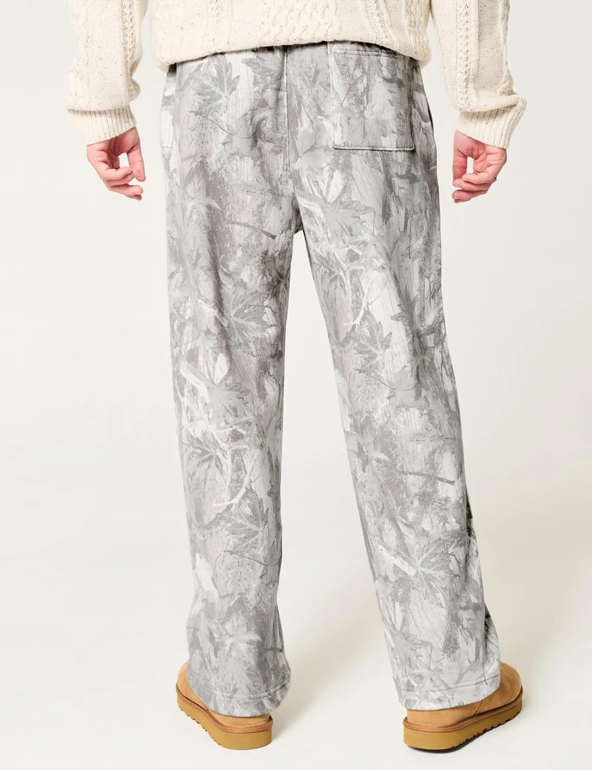 Casual Wide Leg Camo Pants for Women Baggy Elastic High Waist Fleece Sweatpants Maple Leaf Drawstring Lounge Pants