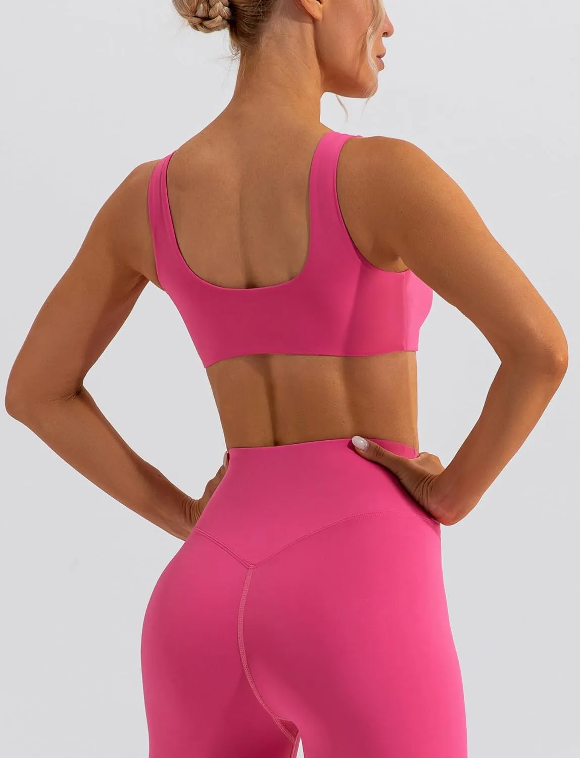 FEOYA Scoop Neck Sexy Sports Bra for Women Padded Low Cut Low Impact Workout Fitness Bra U Back Curved Sculpt Bra