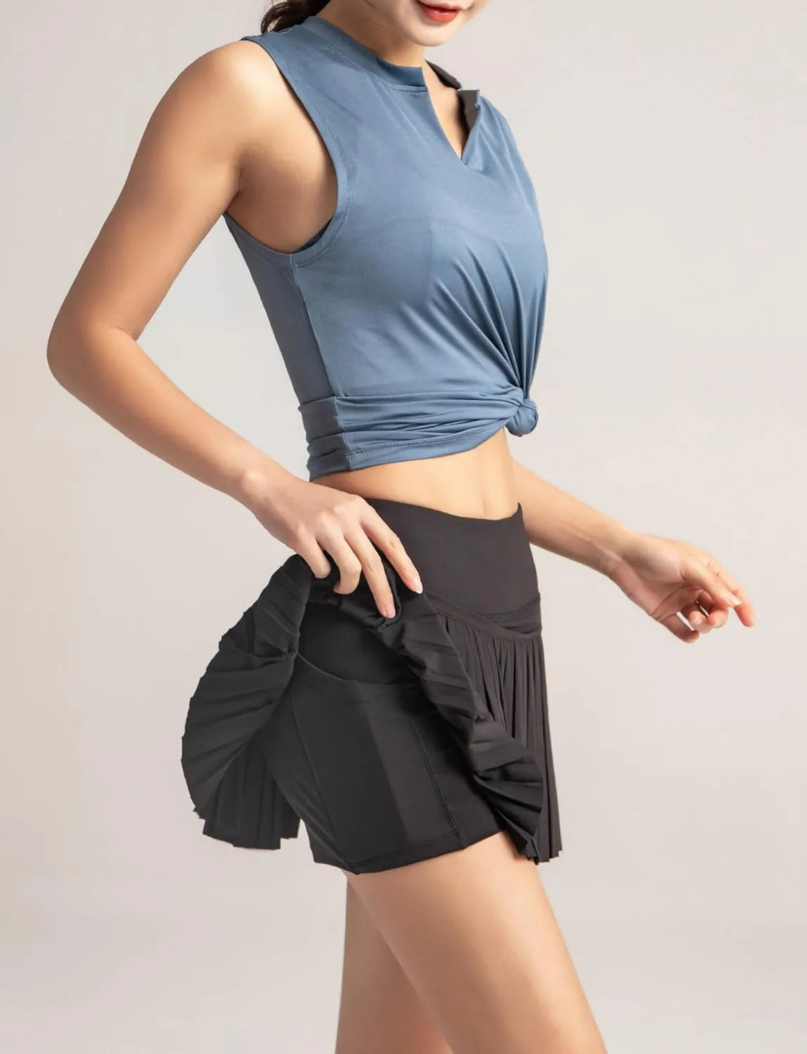 FEOYA Women Mini Pleated Tennis Skirt Short Golf Skort High Waisted A-Line Skirts with Shorts Pockets